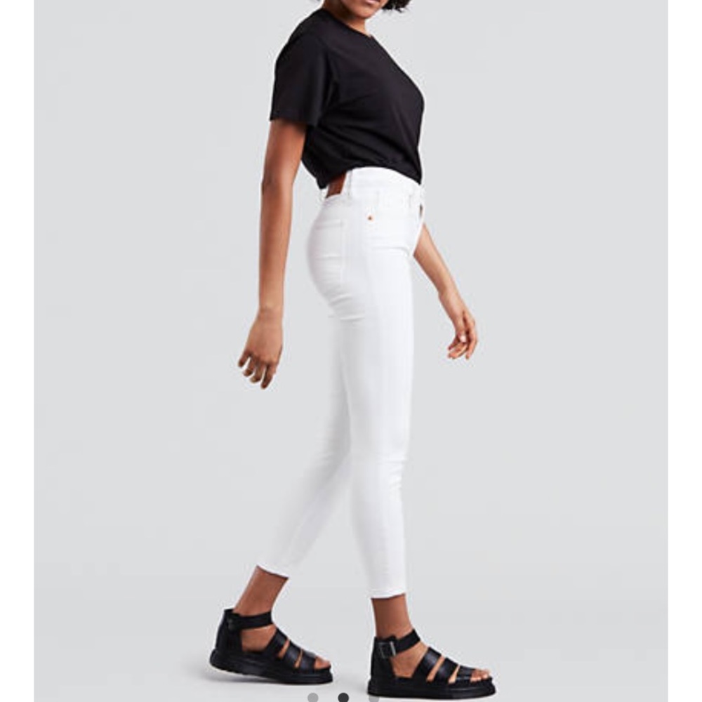 Levi’s Mile High Ankle Super Skinny Jeans NWT